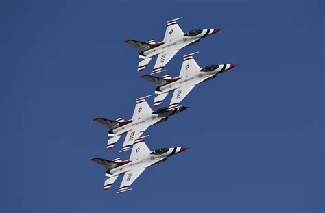 Davis Monthan Air Show Tucson Az Usaf Thunderbirds Flickr