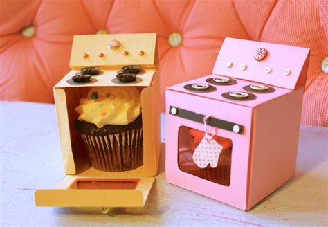 DIY Mini Bakery Cupcake Holder Box with FREE Template - Cool Creativities