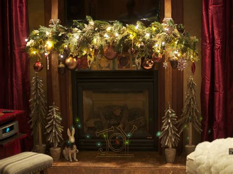 Christmas Fireplace Garland Ideas – InspirationSeek.com