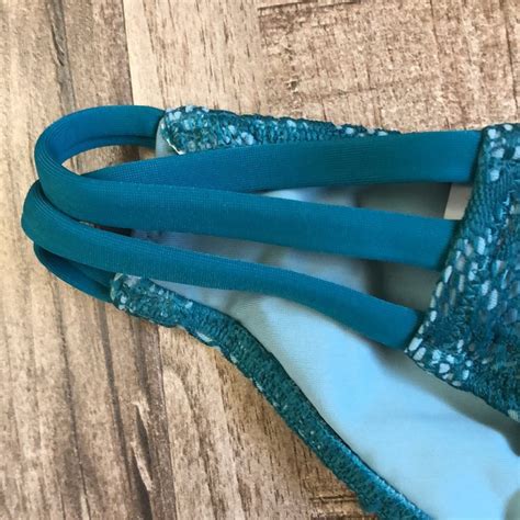 Victorias Secret Cheeky Underwire Lace Bikini Gem