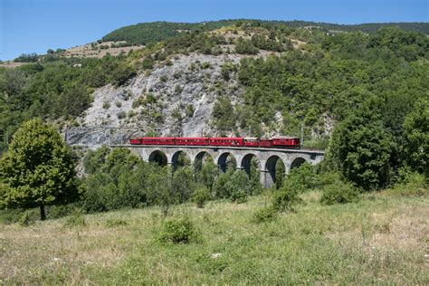 T Sur Le Viaduc La Locomotive T Du Train De La Mure Abor Flickr