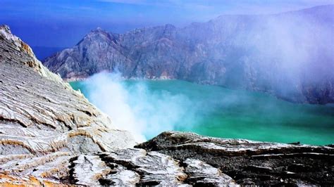 Mau Berkunjung Ke Kawah Ijen Kamu Wajib Tahu Larangan Ini Apa Saja