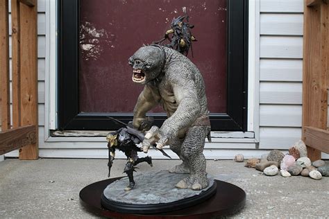 Collecting The Precious – Weta Workshop’s Cave Troll of Moria Review