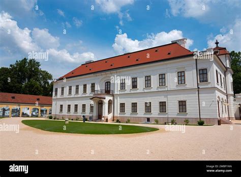 Rotes Dach Schloss Fotos Und Bildmaterial In Hoher Aufl Sung Alamy