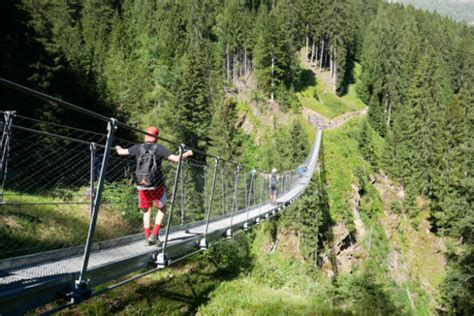 Cose Da Non Perdere A Montecatini Terme Viaggi E Sorrisi