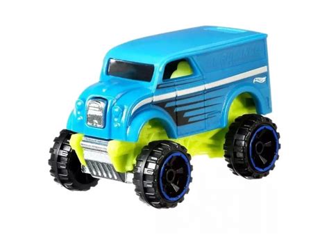 Купити Машинка Хот Вілс 1 64 Змінює Колір Color Shifters Dairy Delivery Hot Wheels GBF29 за