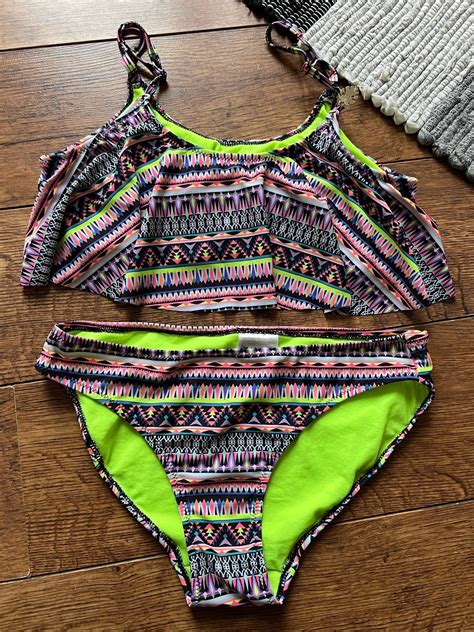 Se produkter som liknar Bikini på Tradera 637050602
