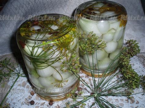 Мелкий лук, маринованный целиком на зиму: 7 фото в рецепте