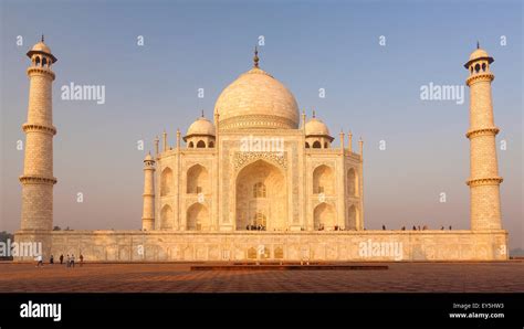 Sunrise over Taj Mahal, India Stock Photo - Alamy