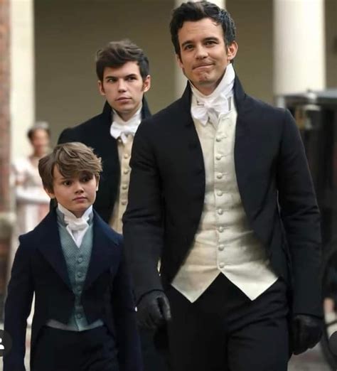 Pin By Jenifer Colmenarez On Bridgerton Period Drama Men Party