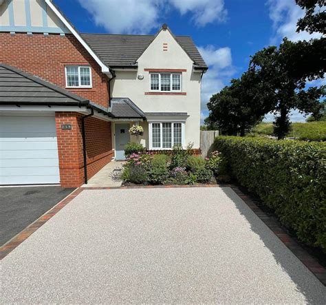 Resin Driveway Grimsargh Lancashire Siberia Edge In Heather Blocks