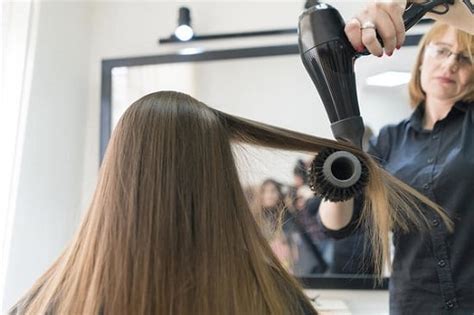 5 Shocking Benefits Of Blow Drying Hair ⋆ Bright Stuffs