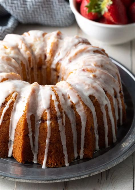 Easy Strawberry Bundt Cake Recipe Strawberry Bundt Cake Recipe