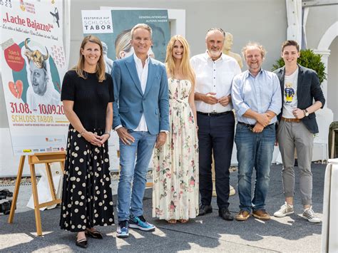 Lh Doskozil Volles Programm Auf Schloss Tabor Land Burgenland