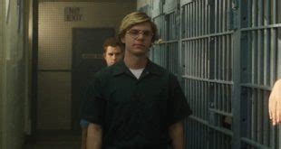 Ator Da Disney Aparece Como Jeffrey Dahmer Em Filme Sobre O Serial Killer