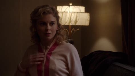 Lizzy Caplan Rose McIver Masters Of Sex S01e04 2013 Celebs