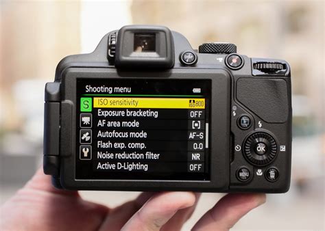 Nikon Coolpix P520 review: All-around very good megazoom - CNET