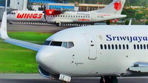 Lihat Bagaimana Proses Take Off Dua Pesawat Boeing Sriwijaya Air