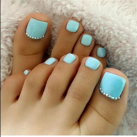 Blue Toe Nail Art