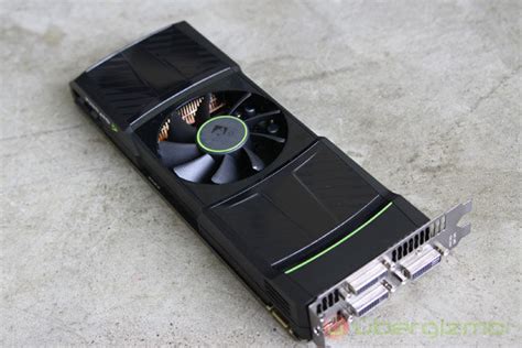 GeForce GTX 590 Review | Ubergizmo