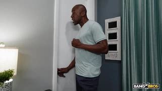 Red Eviee Shows Off Her Big Natural Tits Porn Movies 3Movs