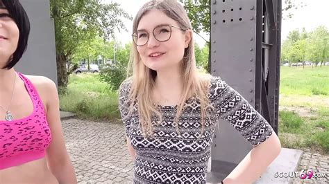 Normales deutsches Mädchen auf der Straße zum Sex überredet xHamster