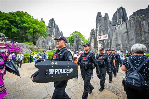 节日我在岗 围观！警察蜀黍的n种“五一”打开方式 澎湃号·政务 澎湃新闻 The Paper