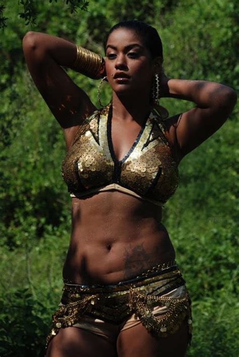 Mumaith Khan Hot Navel Photos Veethi