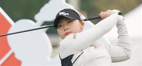 Ji Yeong Kim 2 | Golfer | Titleist