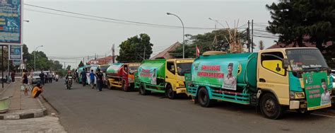 Relawan Gus Rihab Ulurkan Tangan Bantu Warga Kekeringan Di Pandeglang