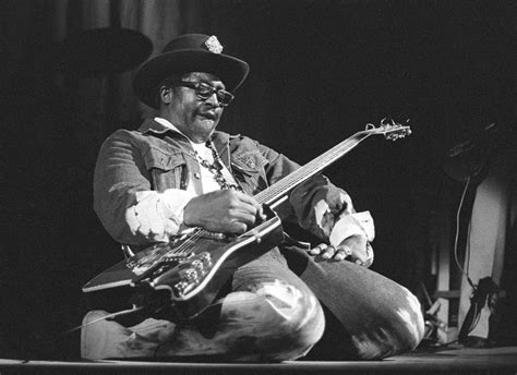 Bo Diddley Live by Tom Copi