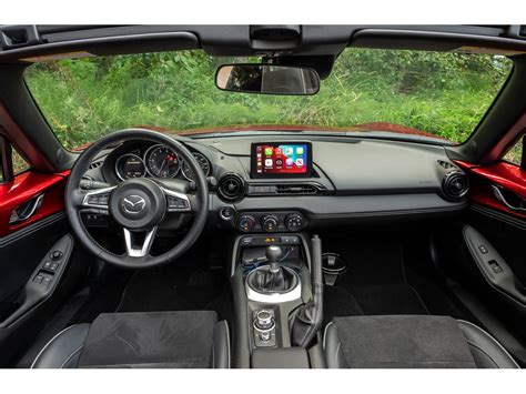 2021 Mazda MX-5 Miata: 111 Interior Photos | U.S. News