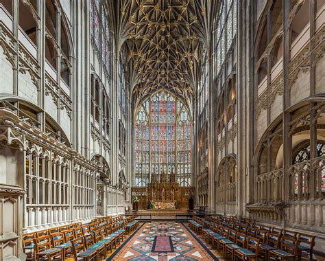 pillars   earth  englands medieval cathedrals
