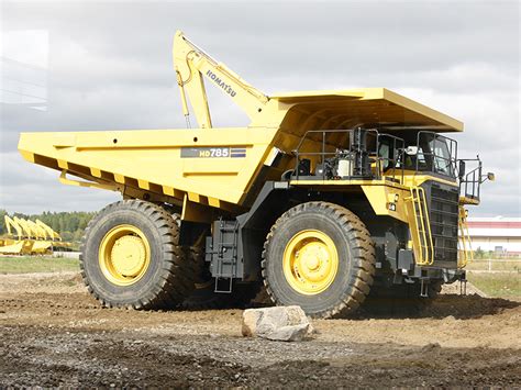 Komatsu Hd