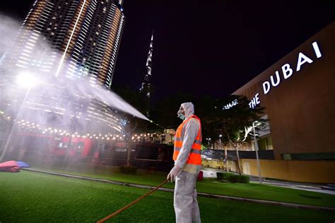 Dubai Enters 24 Hour Lockdown As Travel Restrictions Extended In Uae