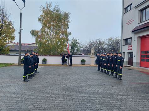 Uroczysta Zmiana S U By W Kp Psp Szyd Owiec Komenda Powiatowa