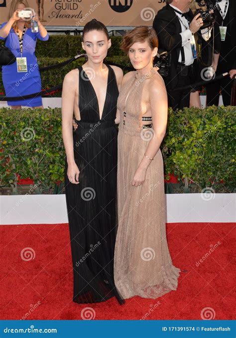 Rooney Mara And Kate Mara Editorial Stock Image Image Of Style Screen