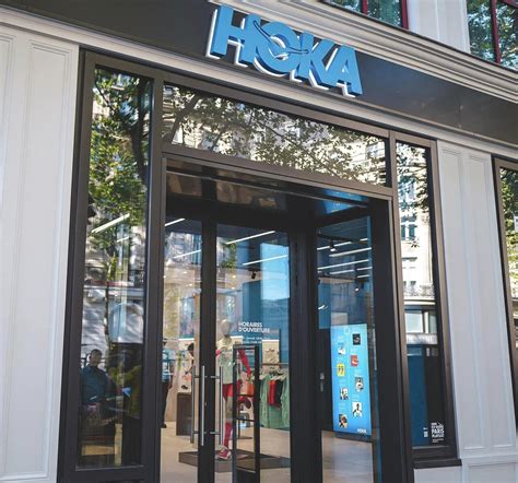 Hoka spécialiste des chaussures de trail et running ouvre son premier