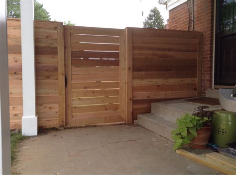 20+ Horizontal Wood Fence Designs – The Urban Decor