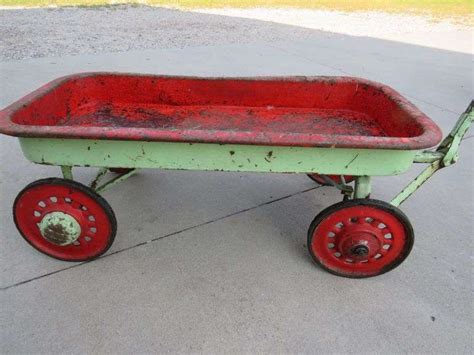 Vintage wagon - AAA Auction and Realty