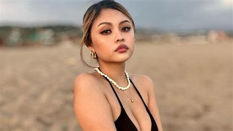 Angelica Marie De Guzman Sexy Filipina Bikini Beach Girl Hots LK Explore Latest Photo