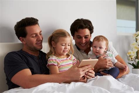 Quieres una ayuda económica para ser padre gay por subrogación CromosomaX