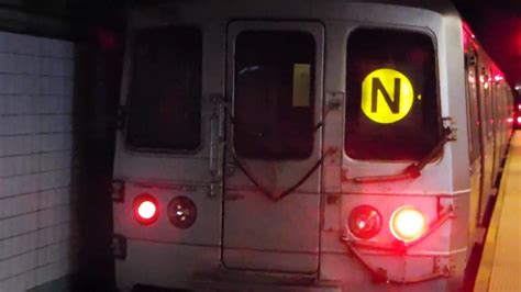 MTA New York City Subway Astoria Ditmarts Blvd Bound R46 N Train