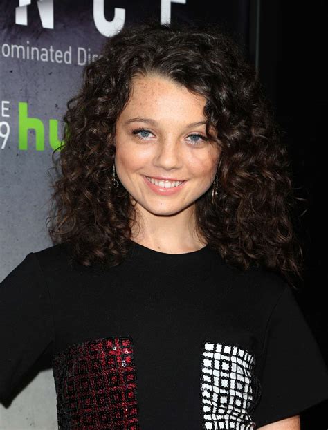 Hot Photos Of Stefania LaVie Owen - 12thBlog