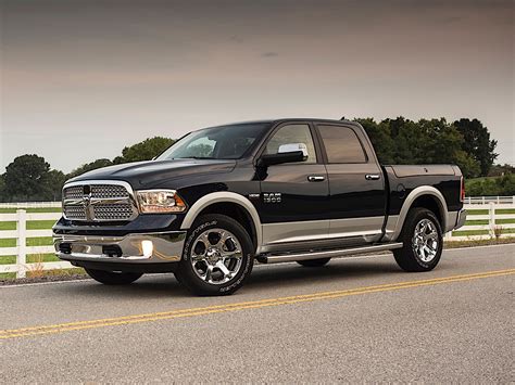 Ram Trucks 1500 Crew Cab Specs And Photos 2013 2014 2015 Autoevolution