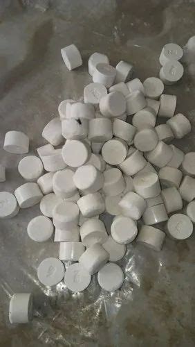 Nb Ammonium Chloride Packaging Type 50 Kgs Bag Grade Standard