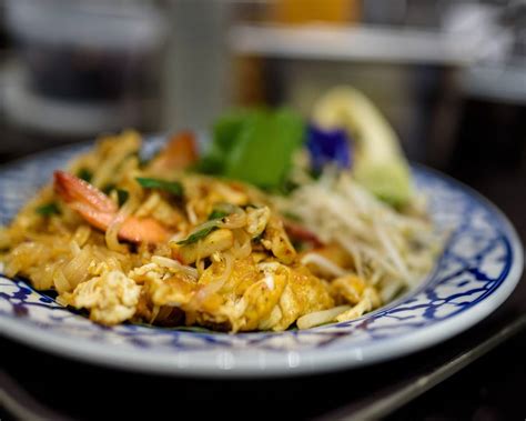 Nisas Thai Kitchen Staines Food Court Menu Takeaway In Staines