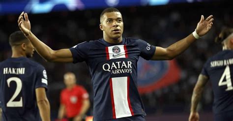 Mbappé golpea a la Juventus con dos golazos y PSG se estrena con