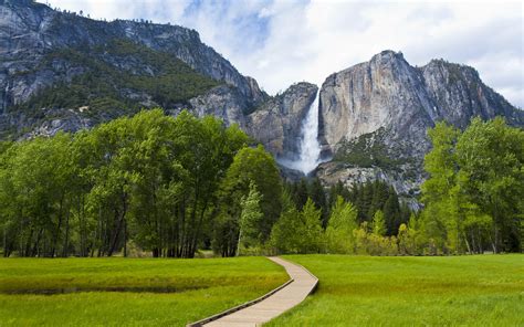 Stunning Yosemite wallpaper | 2560x1600 | #27476