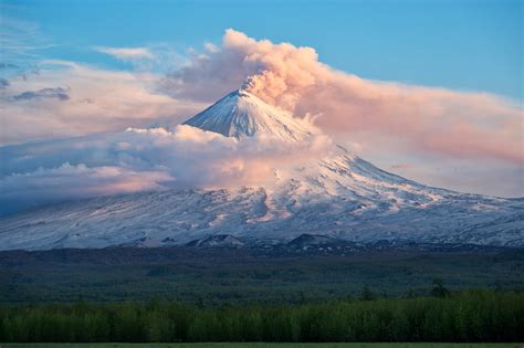 12 Largest Volcanoes In The World